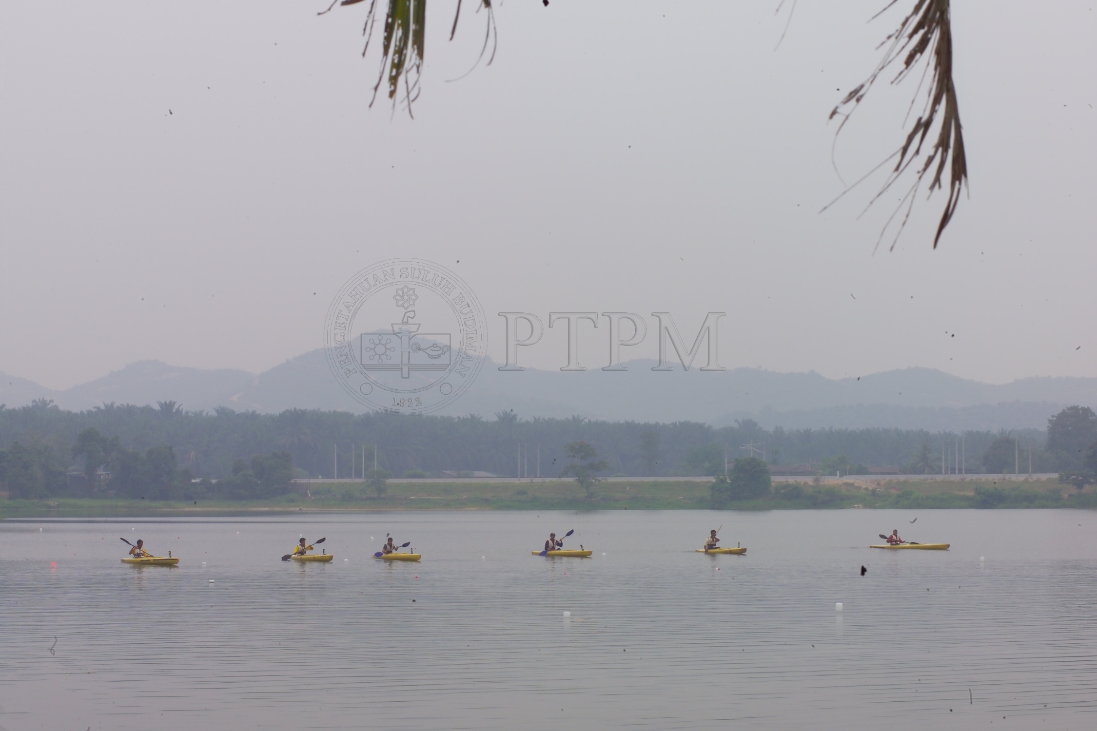 PTPM 05 13 kayak D8XZ8763